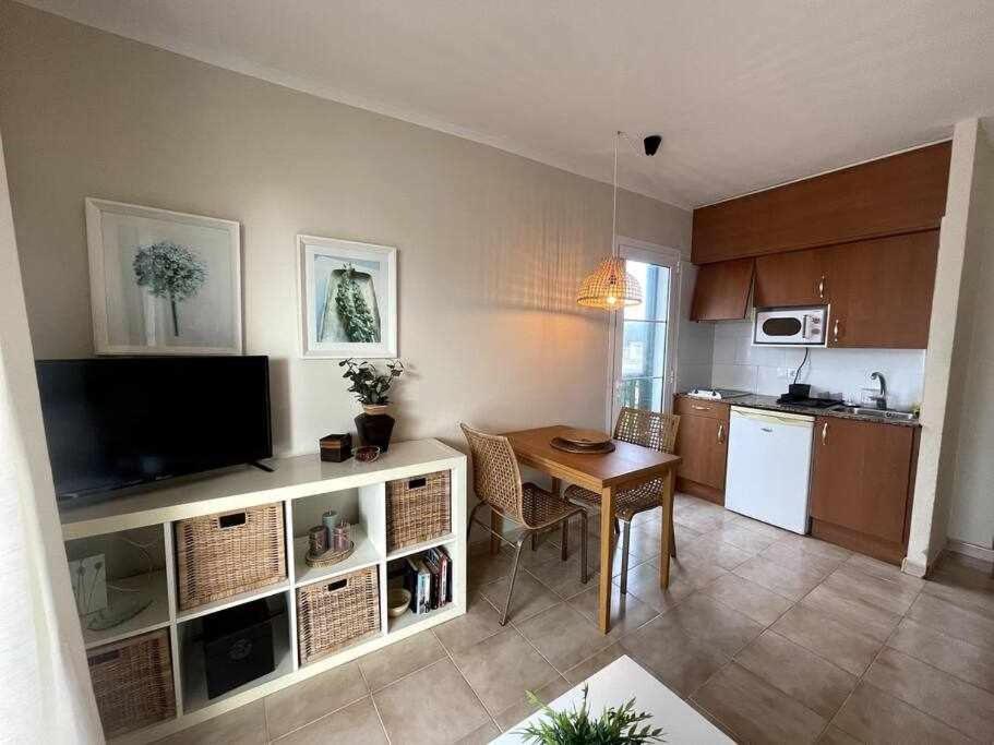 Macarella Apatamento Con Piscina Apartment Cala'N Blanes  Exterior photo